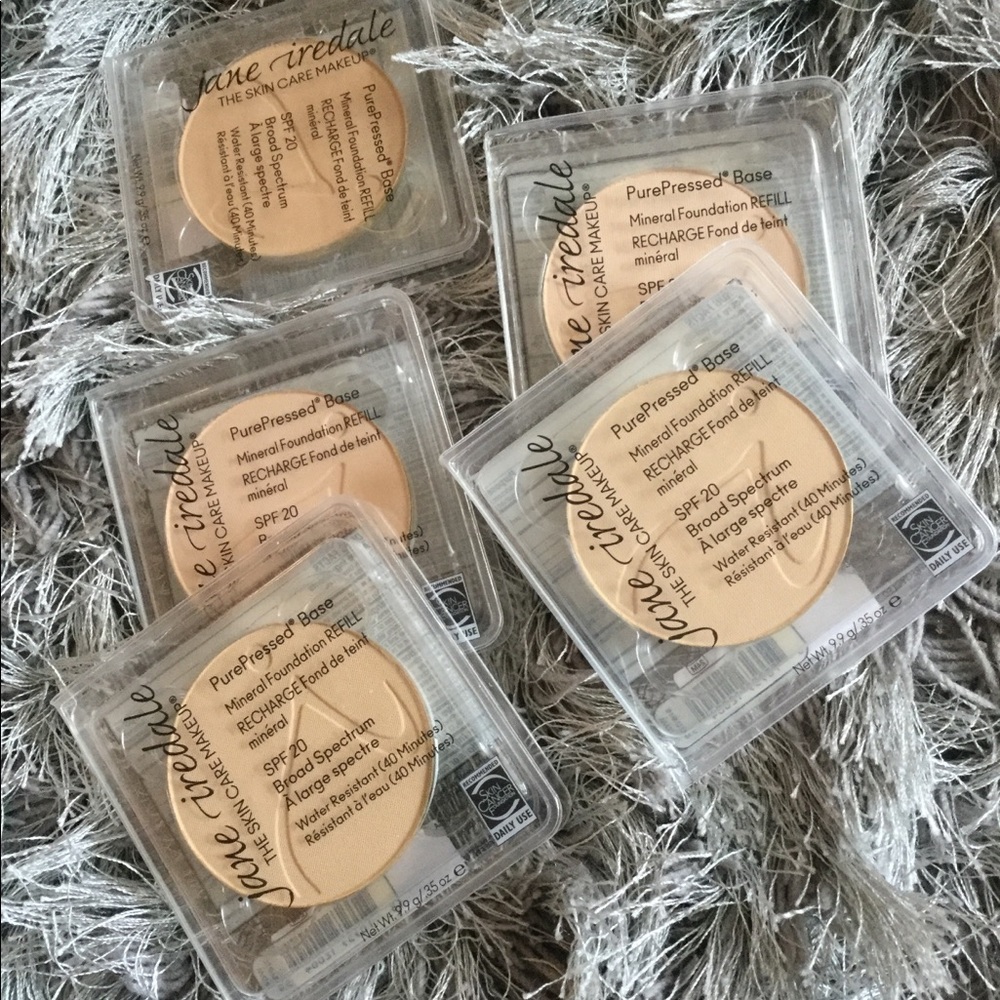 Jane Iredale purepressed base foundation powder